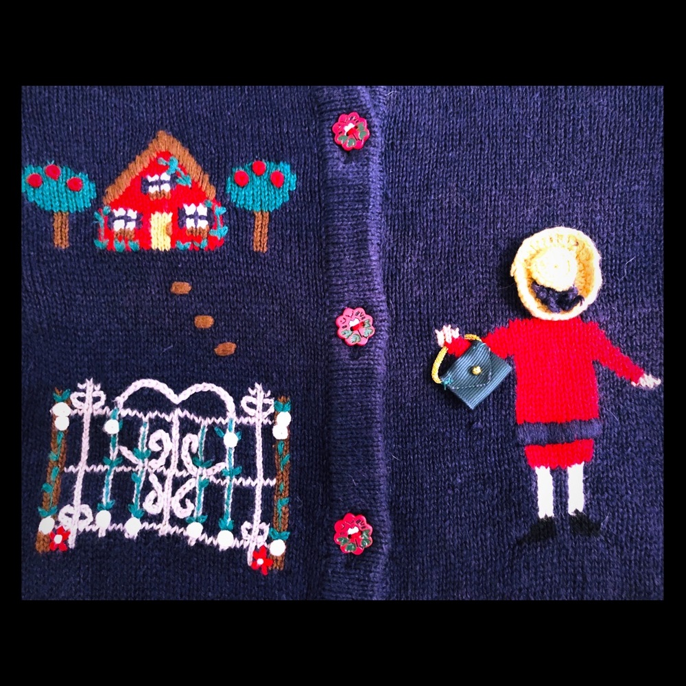 HP💕Adorable Madeline, Parisian Adventurer Sweater